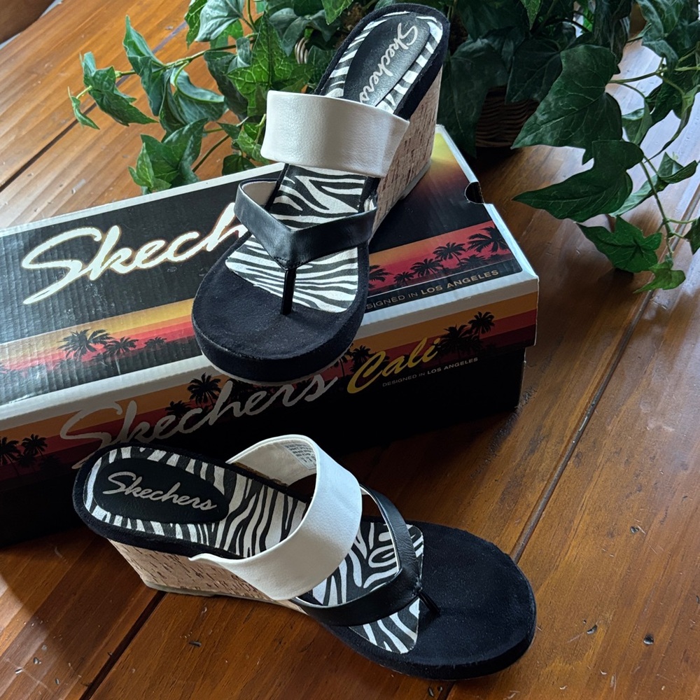 Skechers slip on wedges in zebra Print Black and White with box